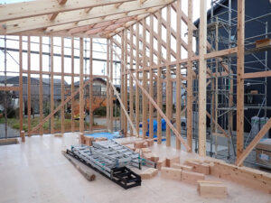 安曇野市豊科にて新築中